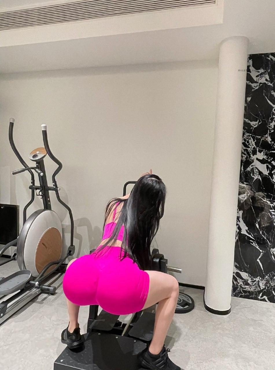 左公子 –  情人节猎奇套装【22P】